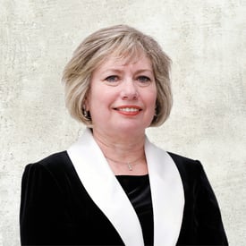 SR-25Web-Team-FainaAuerbach